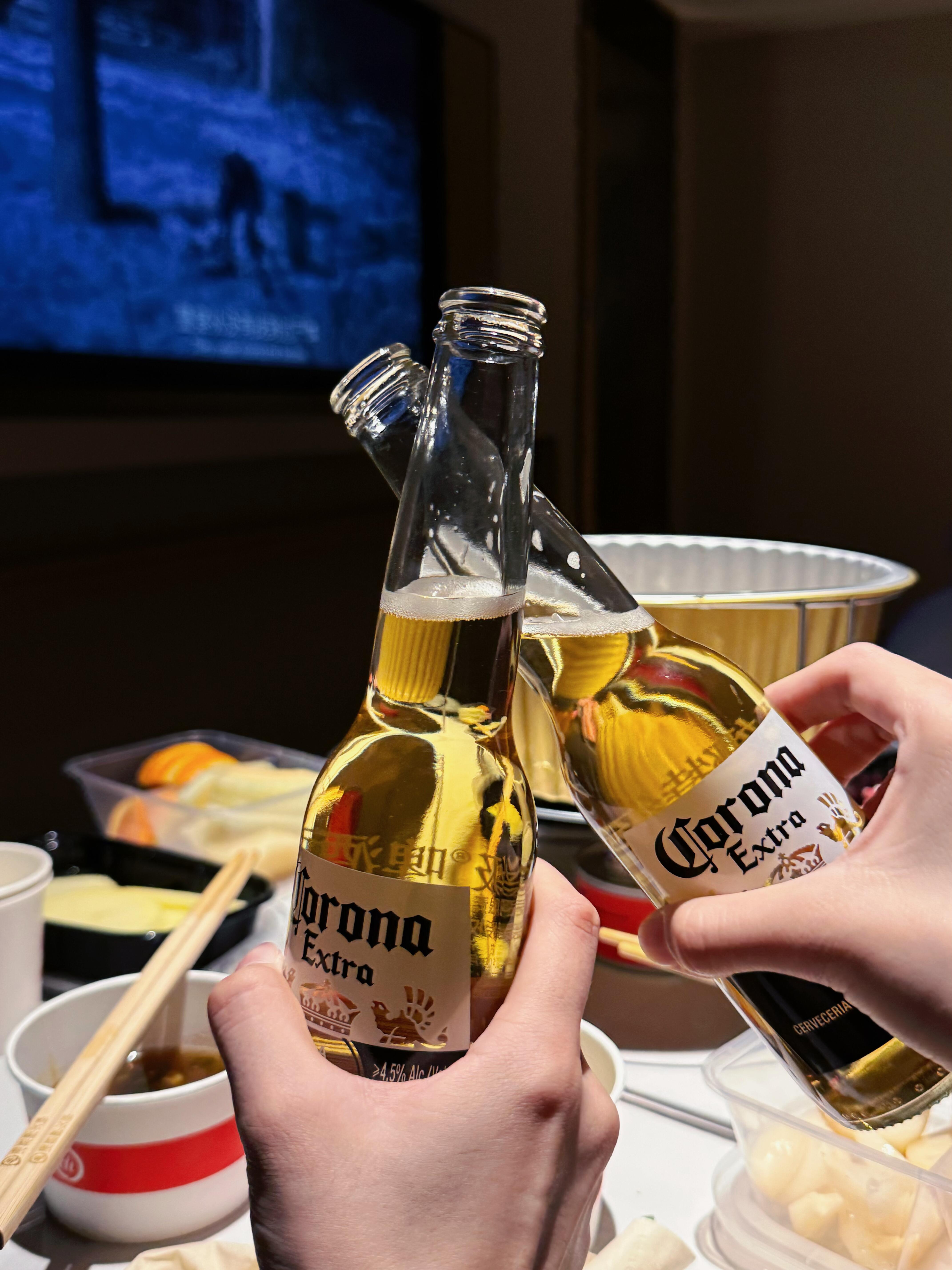 𝐬𝐡𝐚𝐫𝐞 𝒔𝒖𝒏𝒏𝒚˚🍺“既然说不清楚 那就干杯” 