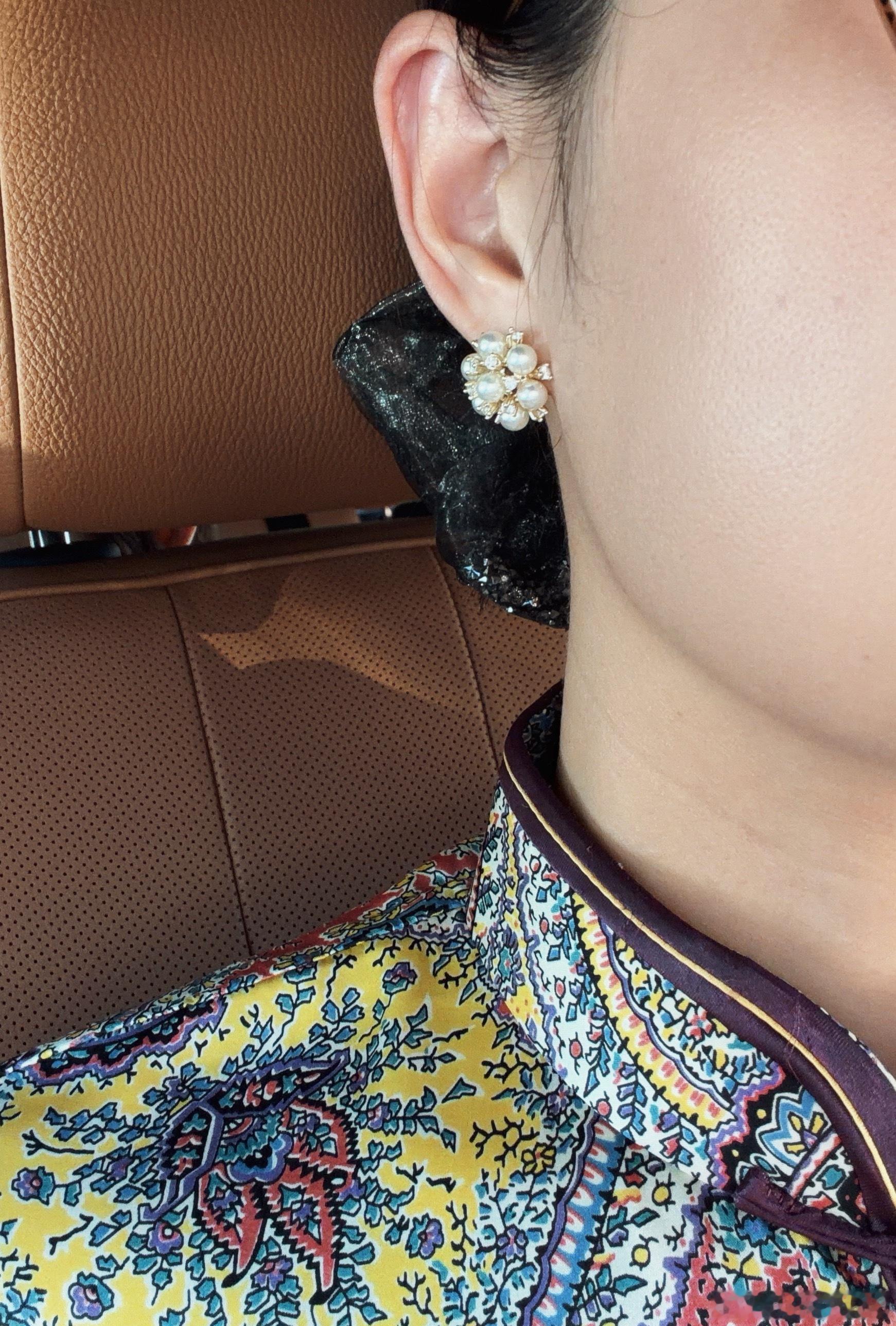 家庭主妇的OOTD 周末娃纯玩了两天这周末还想带她出去所以今天早接回来让做点妈妈