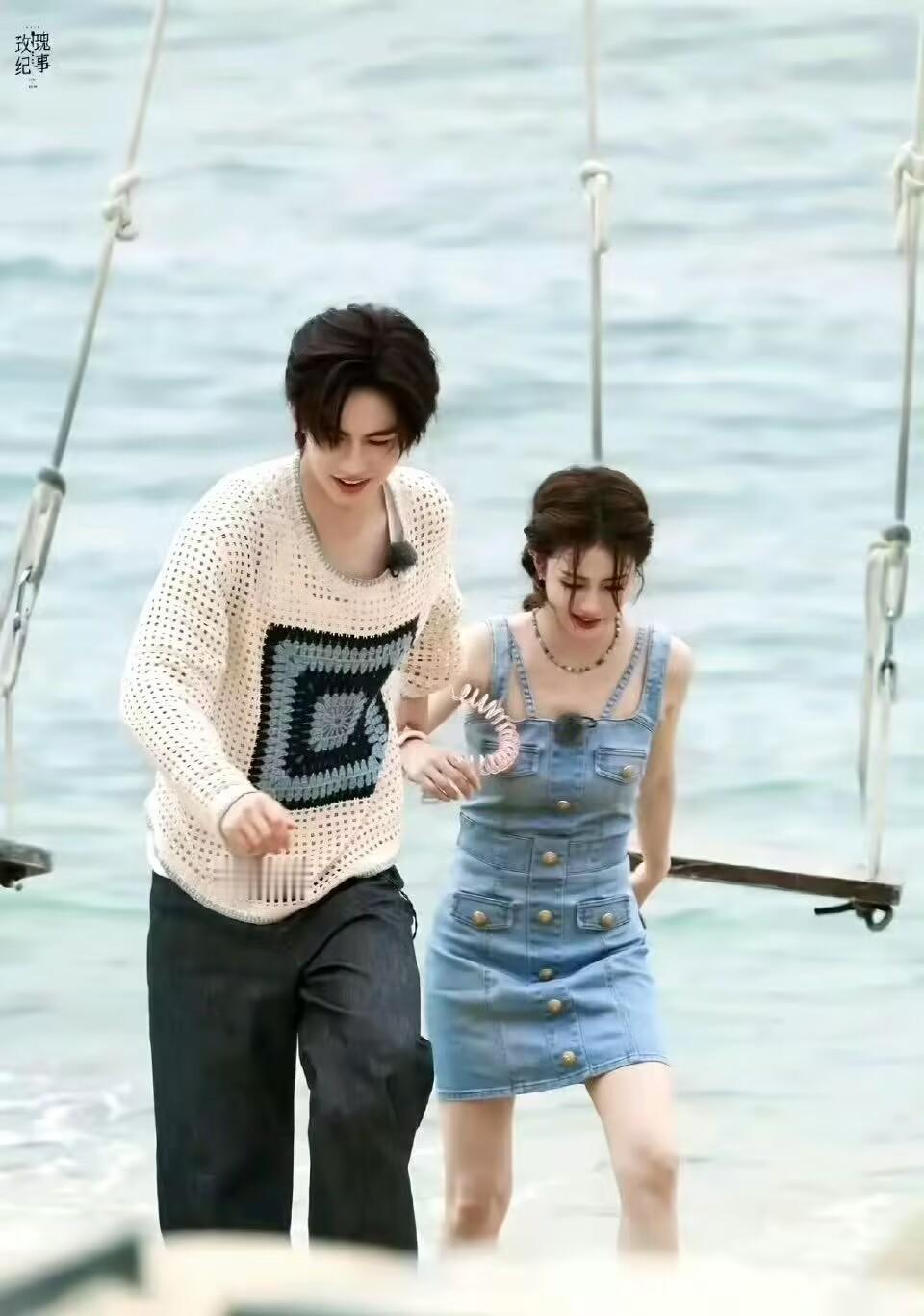 张凌赫跑男常驻网传张凌赫要常驻跑男？我真的狠狠期待啊！当时演谢危的时候就被圈粉，