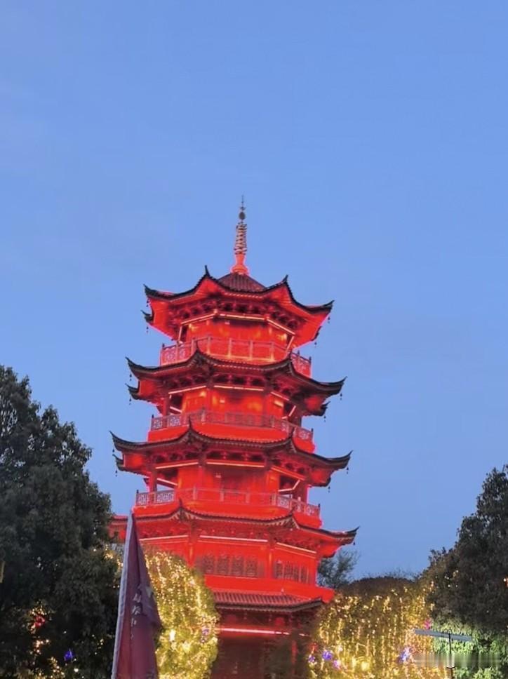 毕节的奢香古镇
   【旅途见闻】
行至山水间，记录一路风景。这一站——奢香古镇