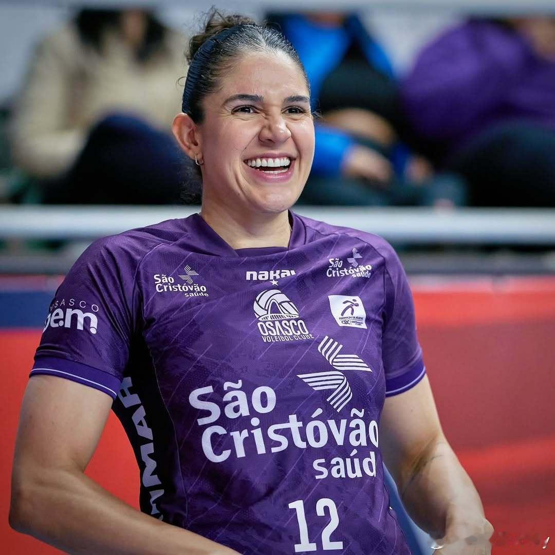 【娜塔莉亚今天启程前往中国天津】巴西媒体信息:虽然奥运冠军纳塔莉亚已入选奥萨斯科