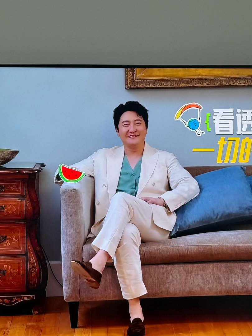 郭京飞吻替说上就上郭京飞wink式演戏地球超新鲜 郭京飞李乃文搭档偶像剧片段，吻