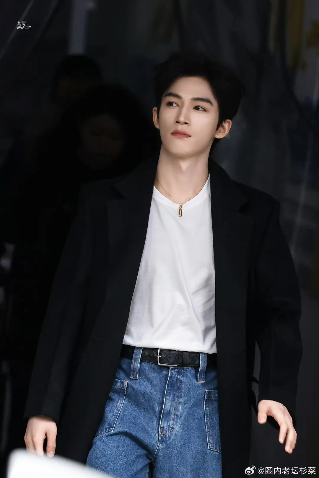 王星越和陈飞宇谁是00🥜颜一？ 