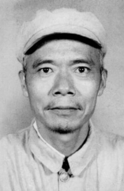 1937 年上海打牌，邻居随口一句：你像共产党！34岁红色王牌特工涂作潮惊出一身