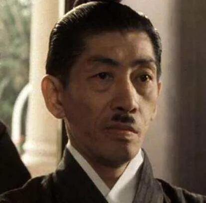原来他已经去世！生前演过很多港片，晚景却十分凄凉
他的名字叫吴振东，艺名米奇，面