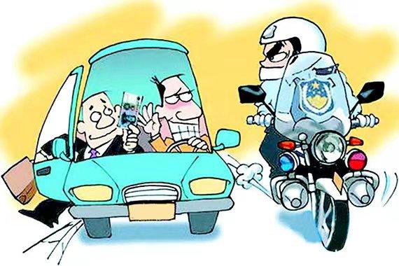 严重不服！重庆，男子开面包车下乡送快递，遇到2个路人想搭顺风车，他好心帮忙，收了