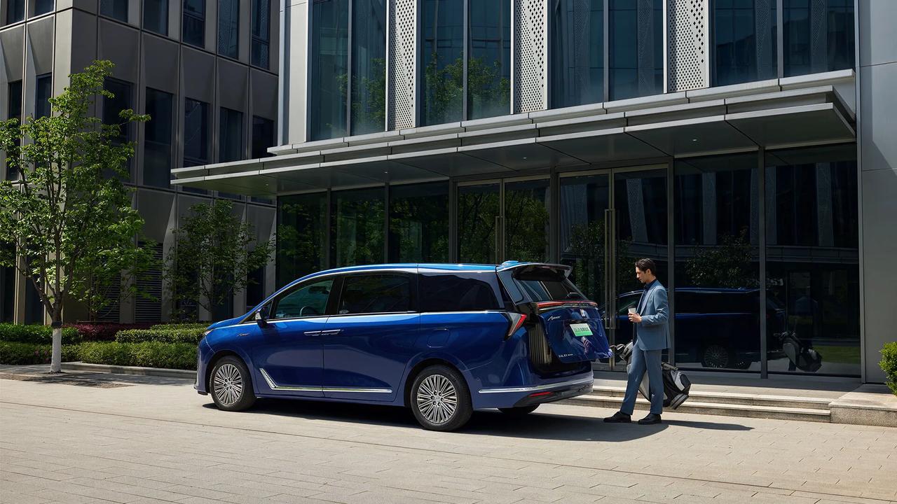 在竞争激烈的MPV市场中，别克GL8再次证明了不可动摇的标杆地位。8月份的终端销