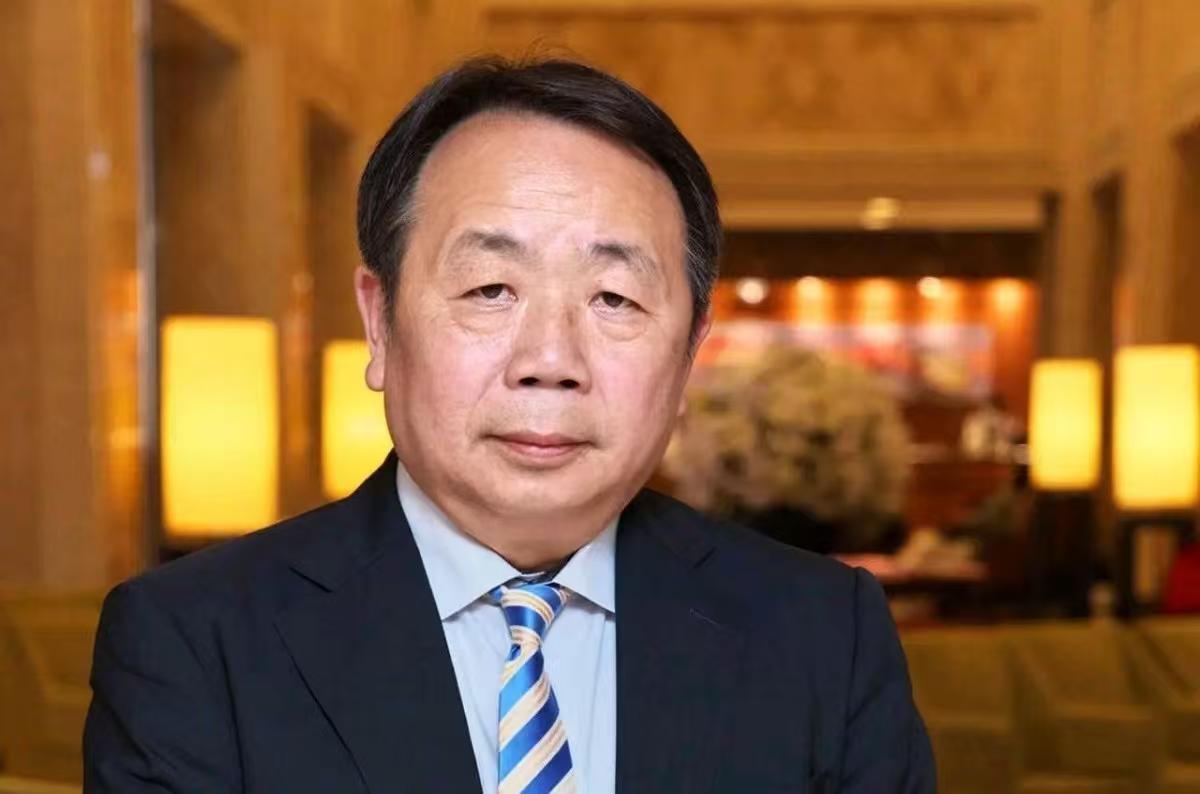 11月10号，日本参议院的石平突然跳出来针对中国外交官薛剑，说对方做了“暴行和恐