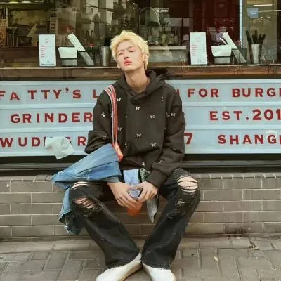 值得长期不换的𝙒𝙚𝘾𝙝𝙖𝙩头像 