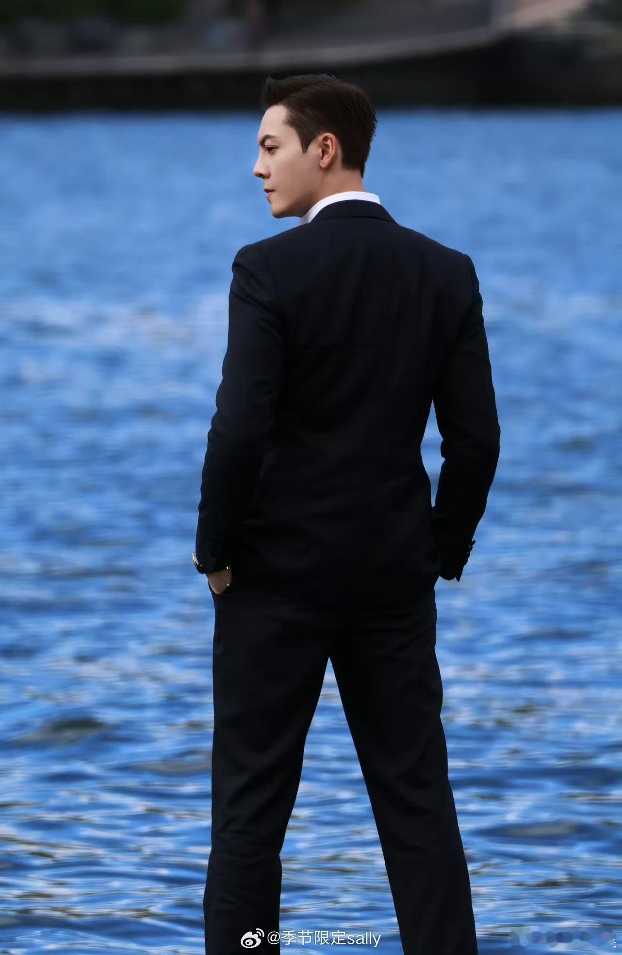 陈伟霆意大利录制现在就出发路透陈伟霆现在就出发路透陈伟霆现在就出发路透，帅，[赢