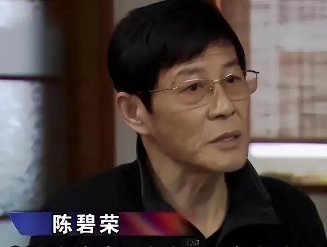 “这样的妹妹不要也罢！”上海，男子服刑10年，只有亲妹妹一人来看望，还又出钱又出