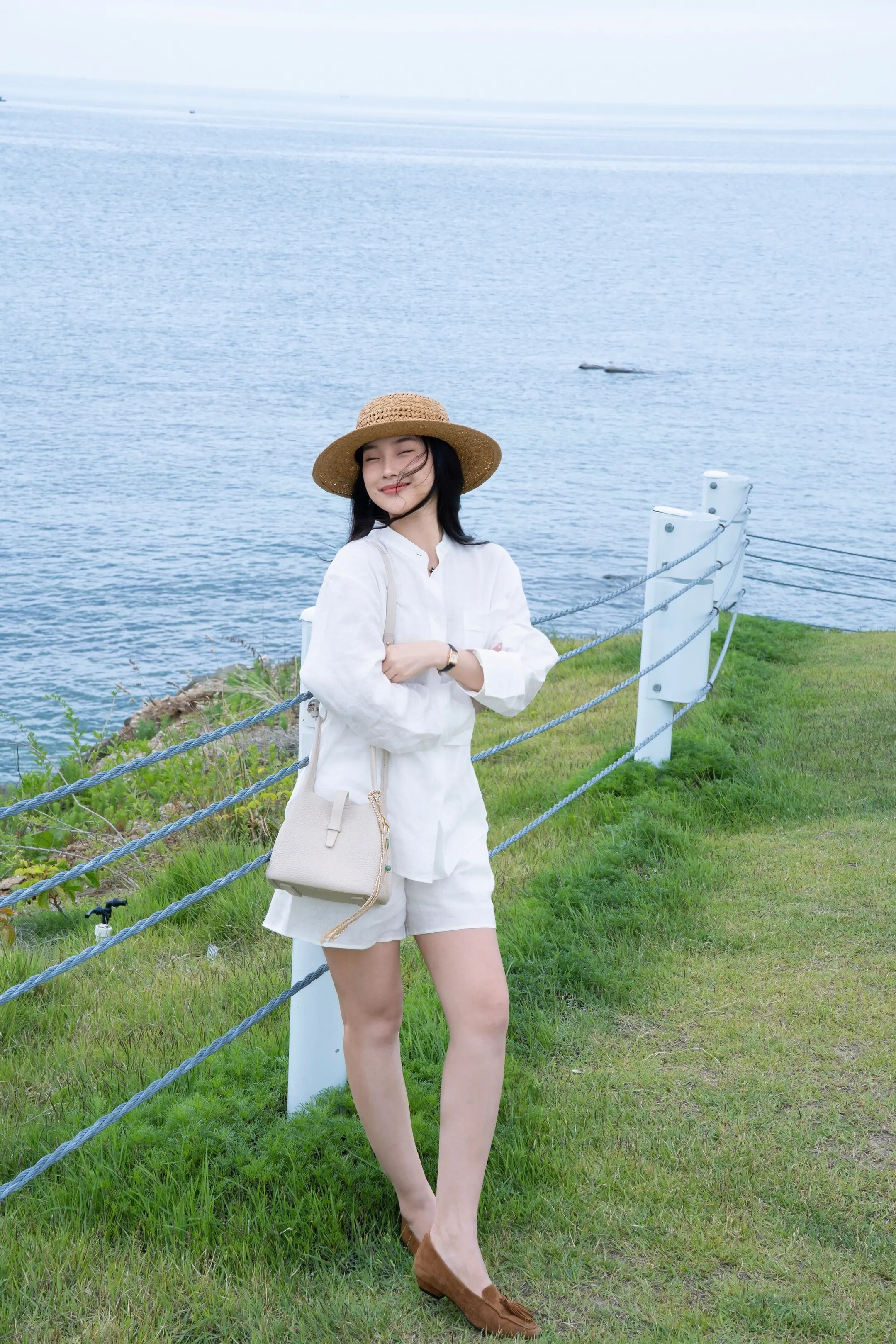 遇见她如春水映梨花