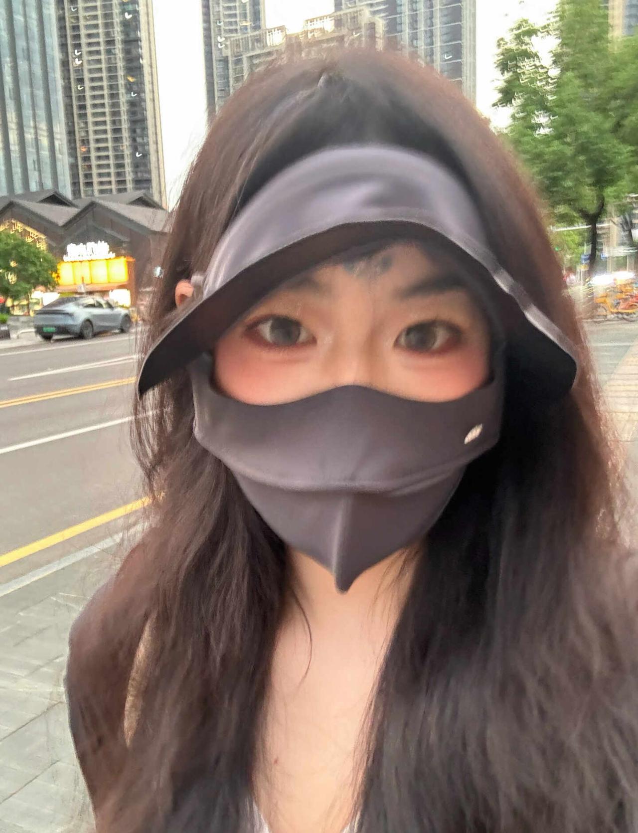 。
夏日防晒大作战 标题
	
好像每次开心一点过后没多久
就又会陷入低落的情绪