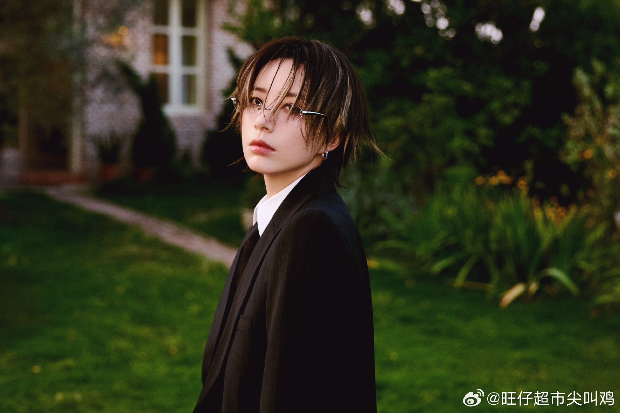 李斯丹妮被淘汰 看到李斯丹妮离开的那一刻真的绷不住了，这么好的舞台表现，却换来淘
