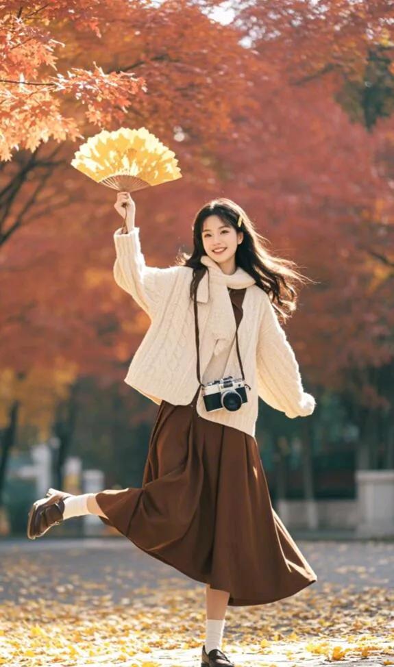 秋风吹叶落#女子独步归#秋风起落叶归#秋季温柔穿搭