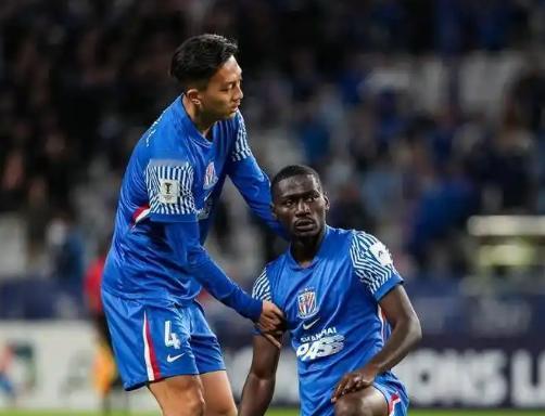 北京时间11月5日，明天的亚冠精英联赛第4轮东西亚还有两场比赛，赛程如下：

西