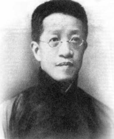 1929年，章太炎到杭州楼外楼吃饭，碰到了蒋介石和宋美龄，双方见了面也不打招呼，