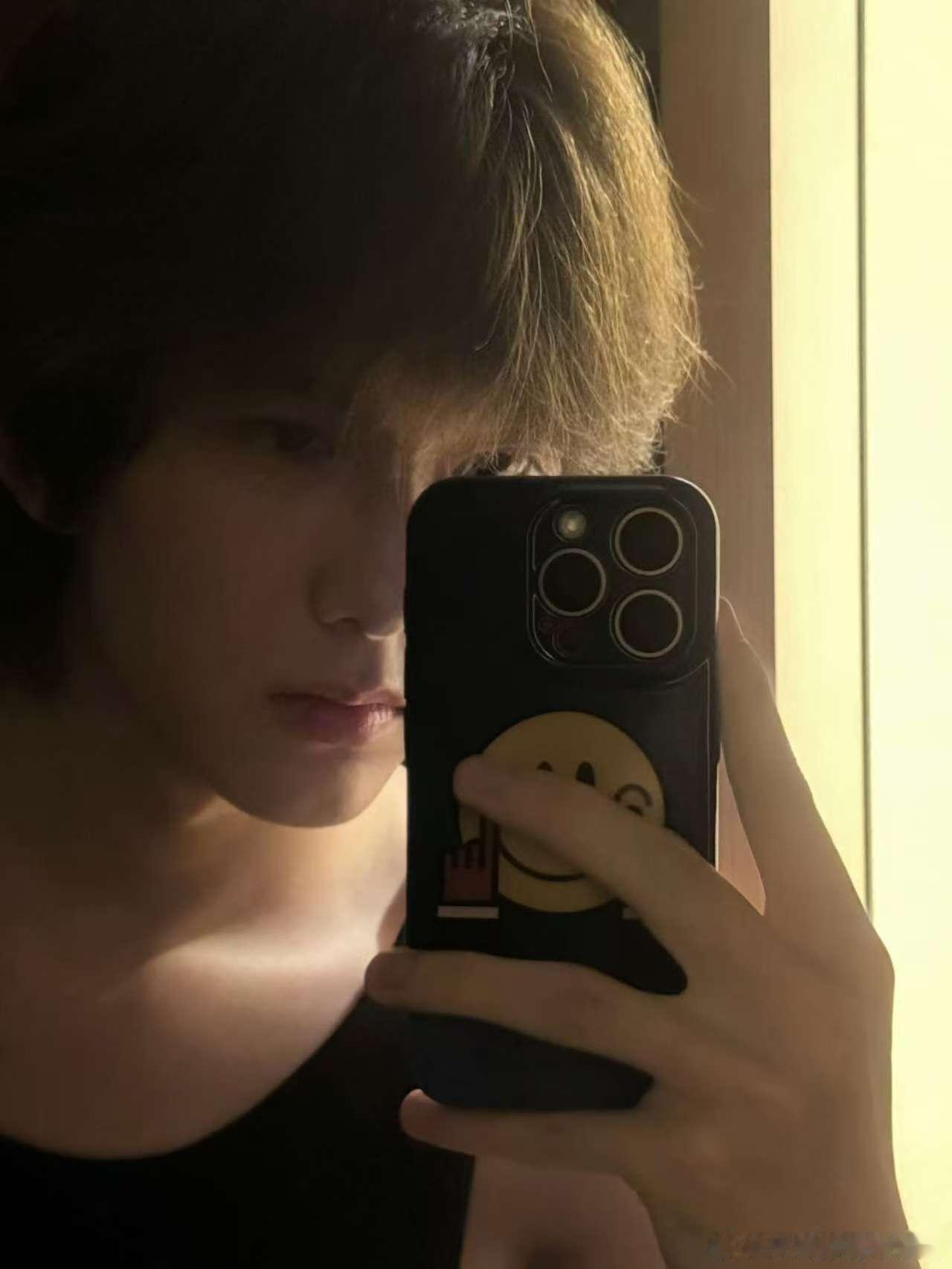 马柏全无袖黑背心马柏全黑背心对镜拍可以 ​​​