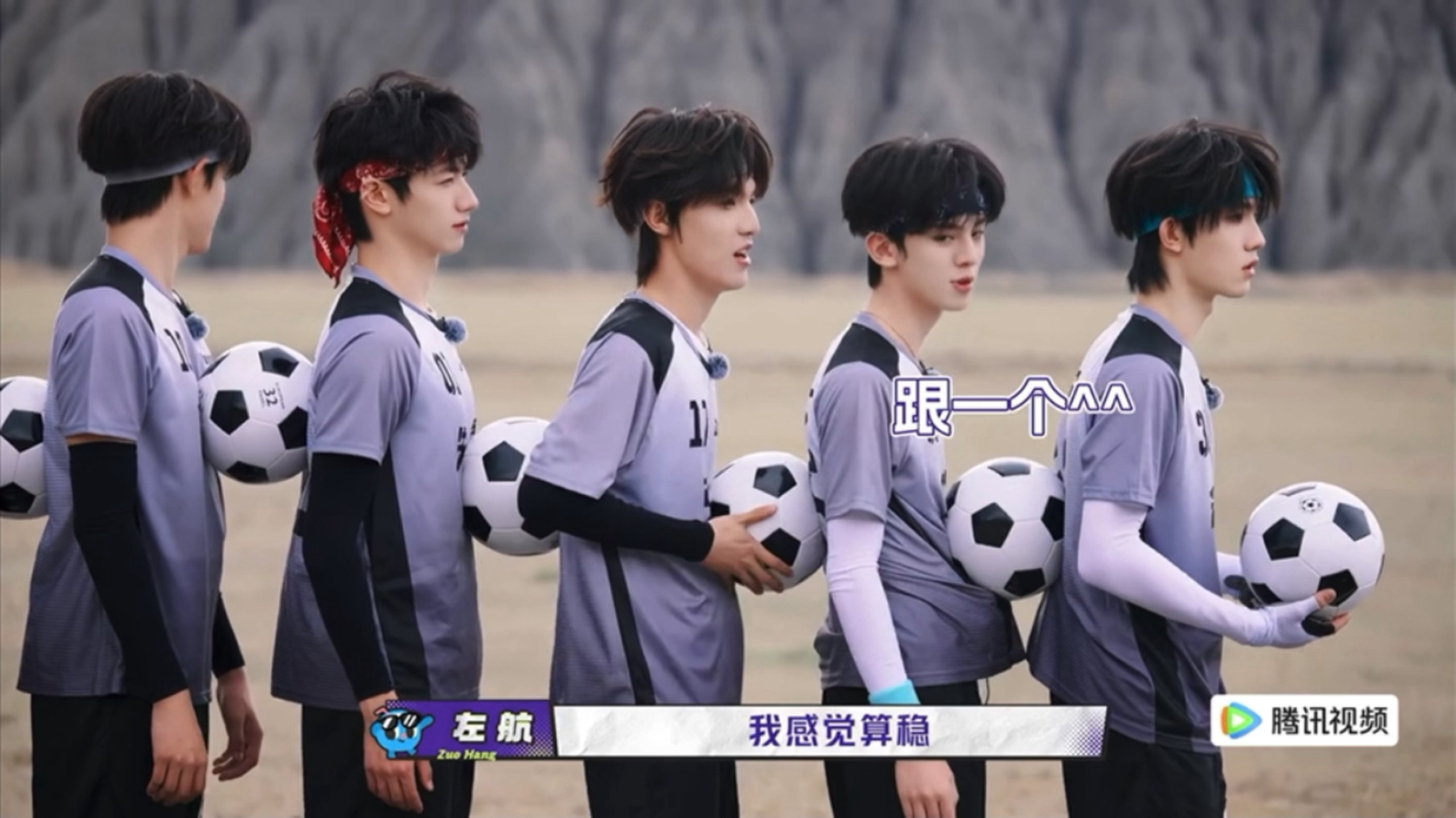 我真不行了！有个女孩身材也太好了 注意力完全在🐻上了 ​​​