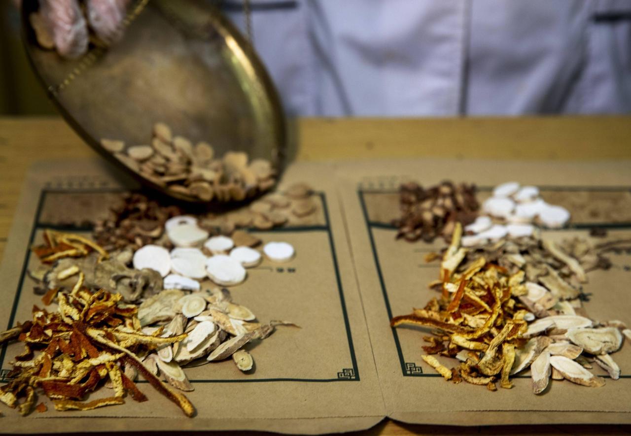 小火生气，壮火吃气，这就是用药技巧

何为小火？意思就类似于温药，温药就如同春天