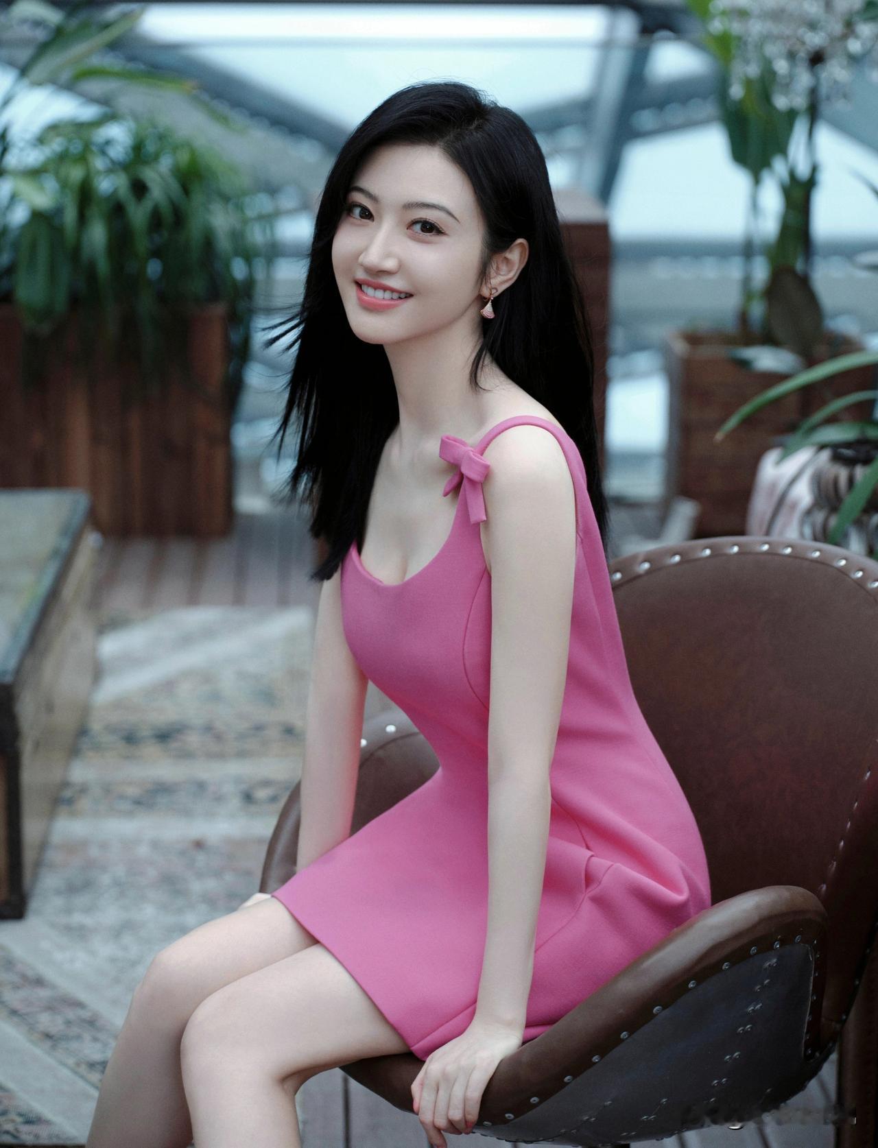 景甜，我真求求你了，咱好好搞事业好吗？少谈恋爱了。六公主都心疼了，说你戏里戏外都