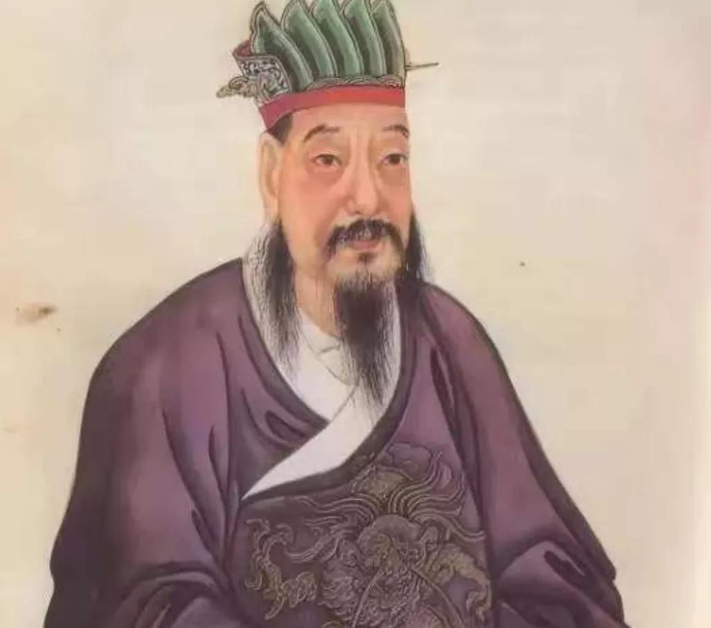 张九龄劝李隆基不要重用李林甫，李隆基不听，劝李隆基杀安禄山，也不听。李隆基逃到四
