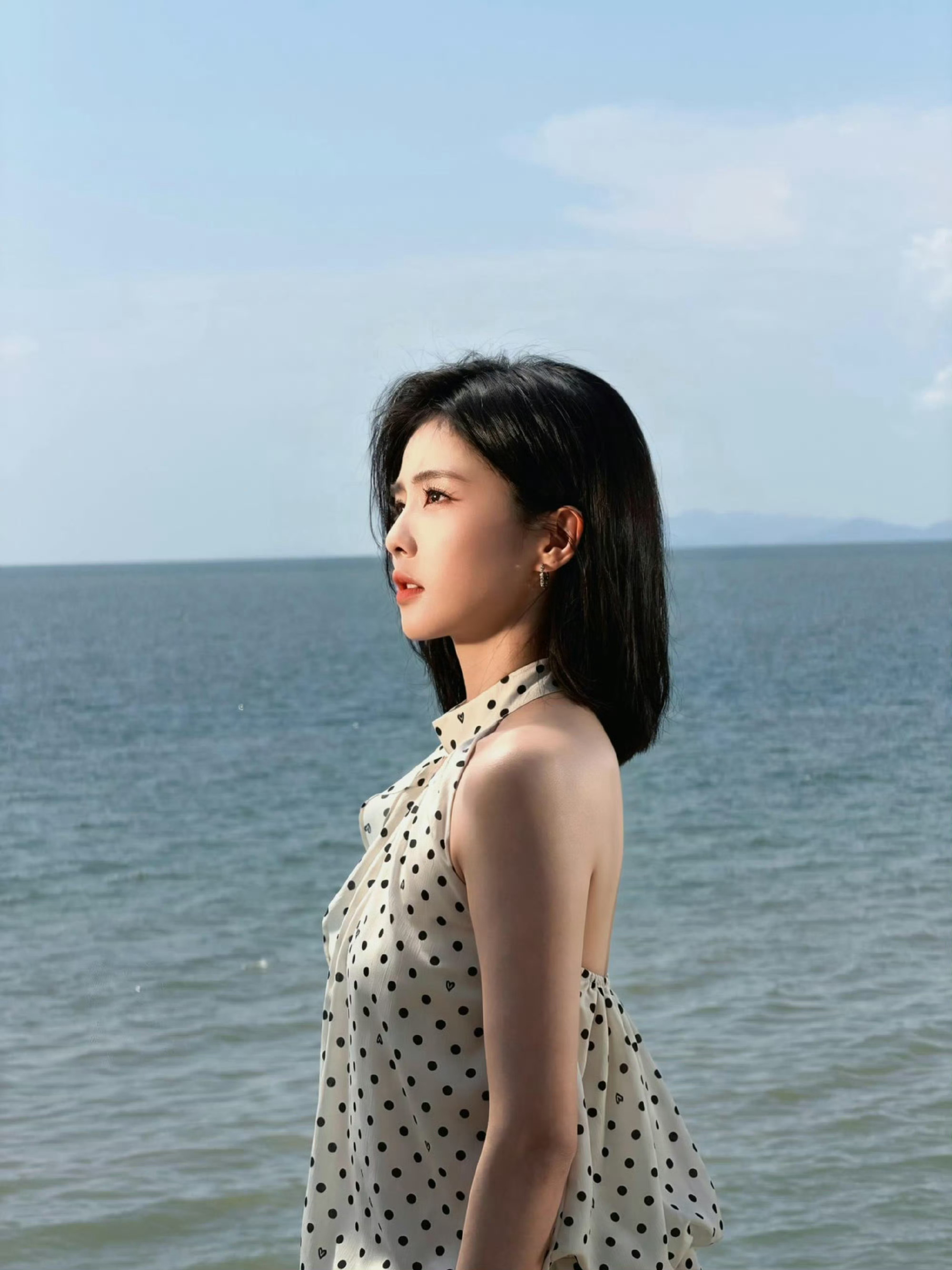 白鹿[超话]  [yeah]白鹿陆昭熹[yeah] 白鹿严朝朝 我的喜欢写在风里