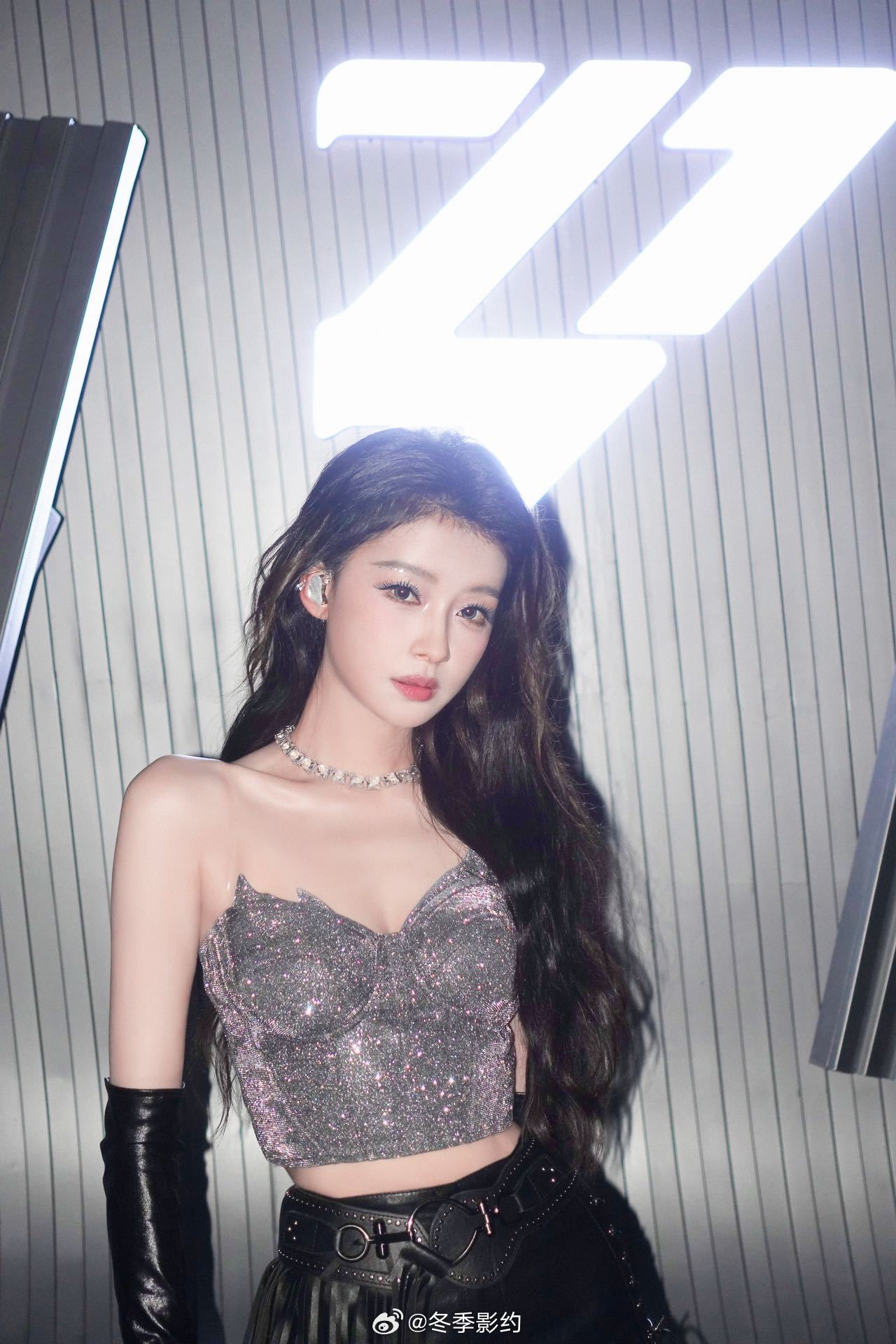 孙怡 好美的洋娃娃乘风2026 看到孙怡这套初舞台造型真的挪不开眼，机车朋克风被