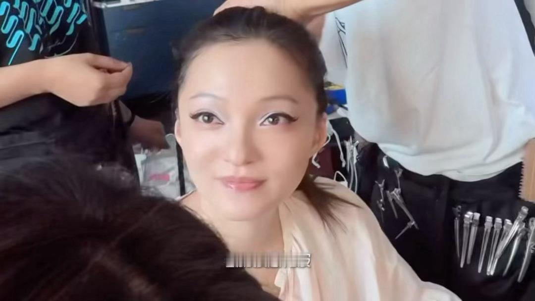 这真的不是张韶涵扬州演唱会张韶涵巡演首创异地1比1练团 嘉兴站首唱已经结束，上海