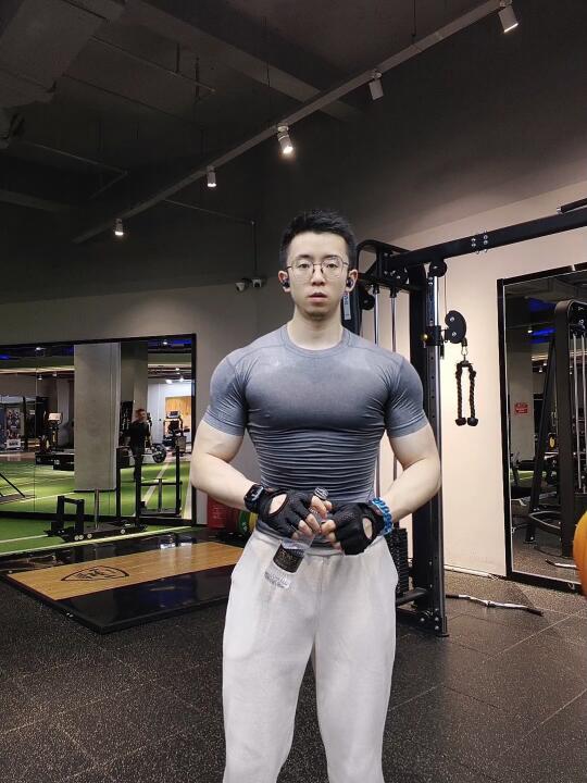 LIVE｜趁充血了拍一张