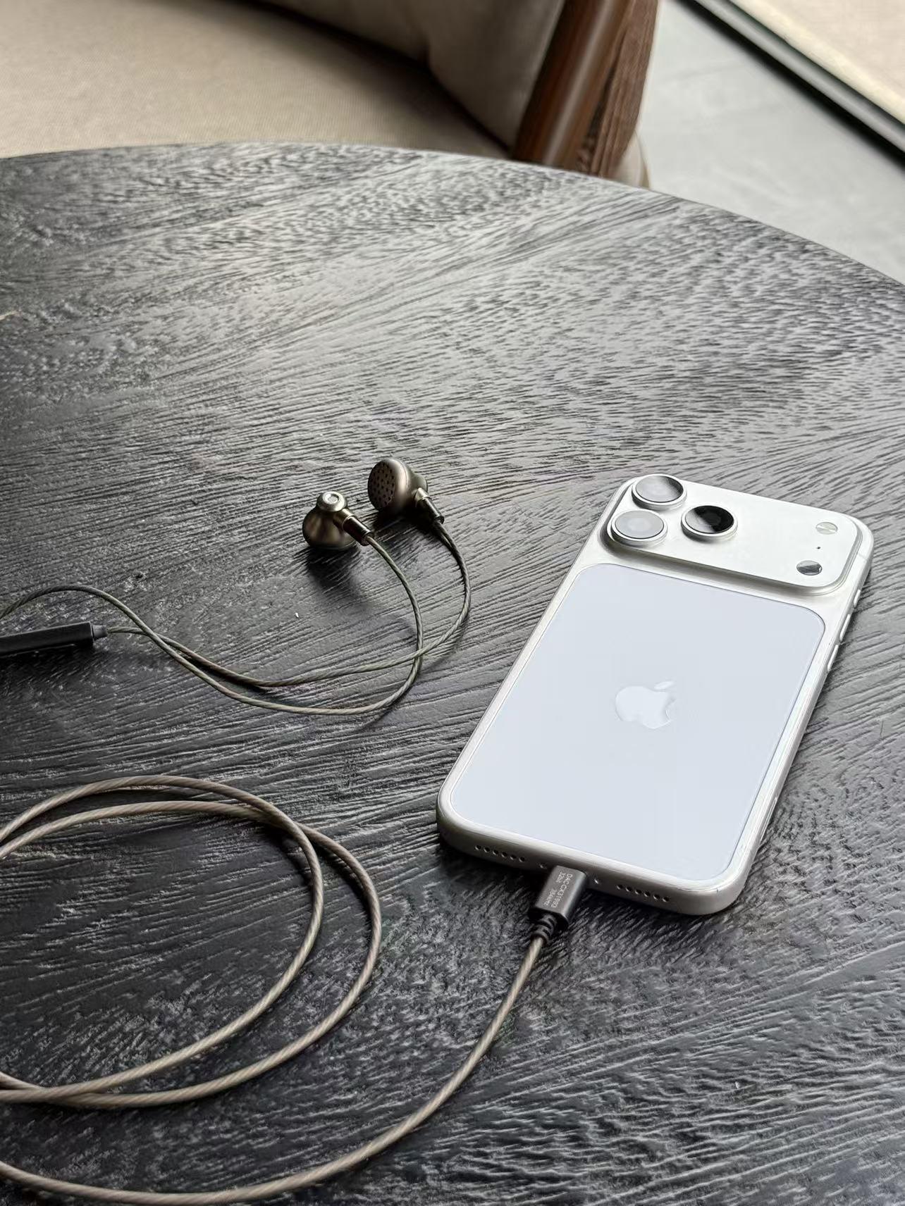 免费提升音质？你的iPhone只差一根线。很多人开了Apple Mus...