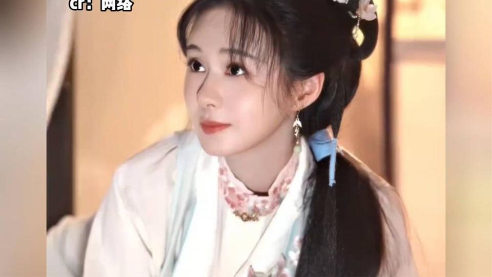 郑合惠子因为名字遭误解，人家根正苗红