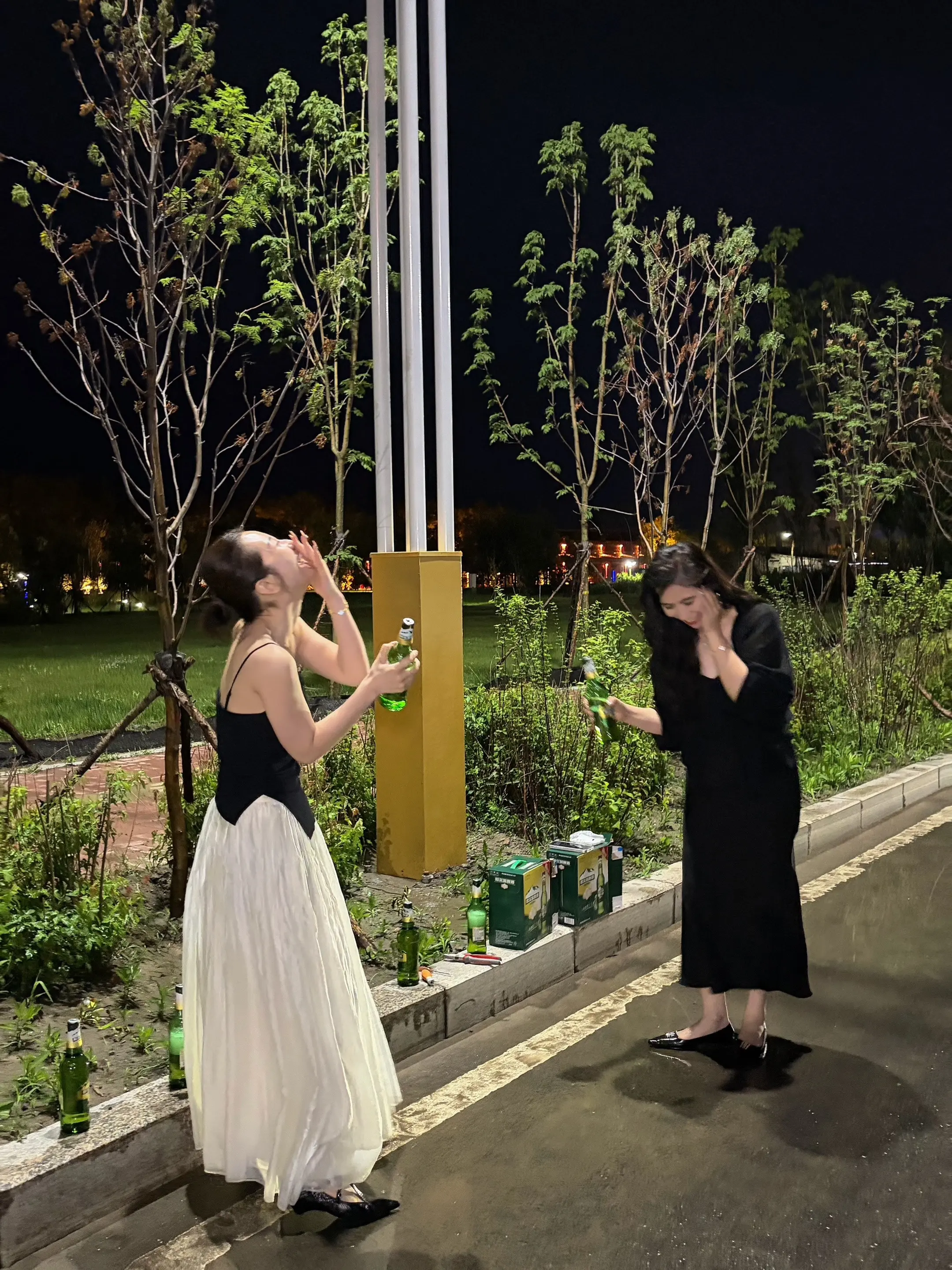 心情要好、生活要嗨、开心就笑、累了就睡觉，生活不一定很酷，但一定要有态度……