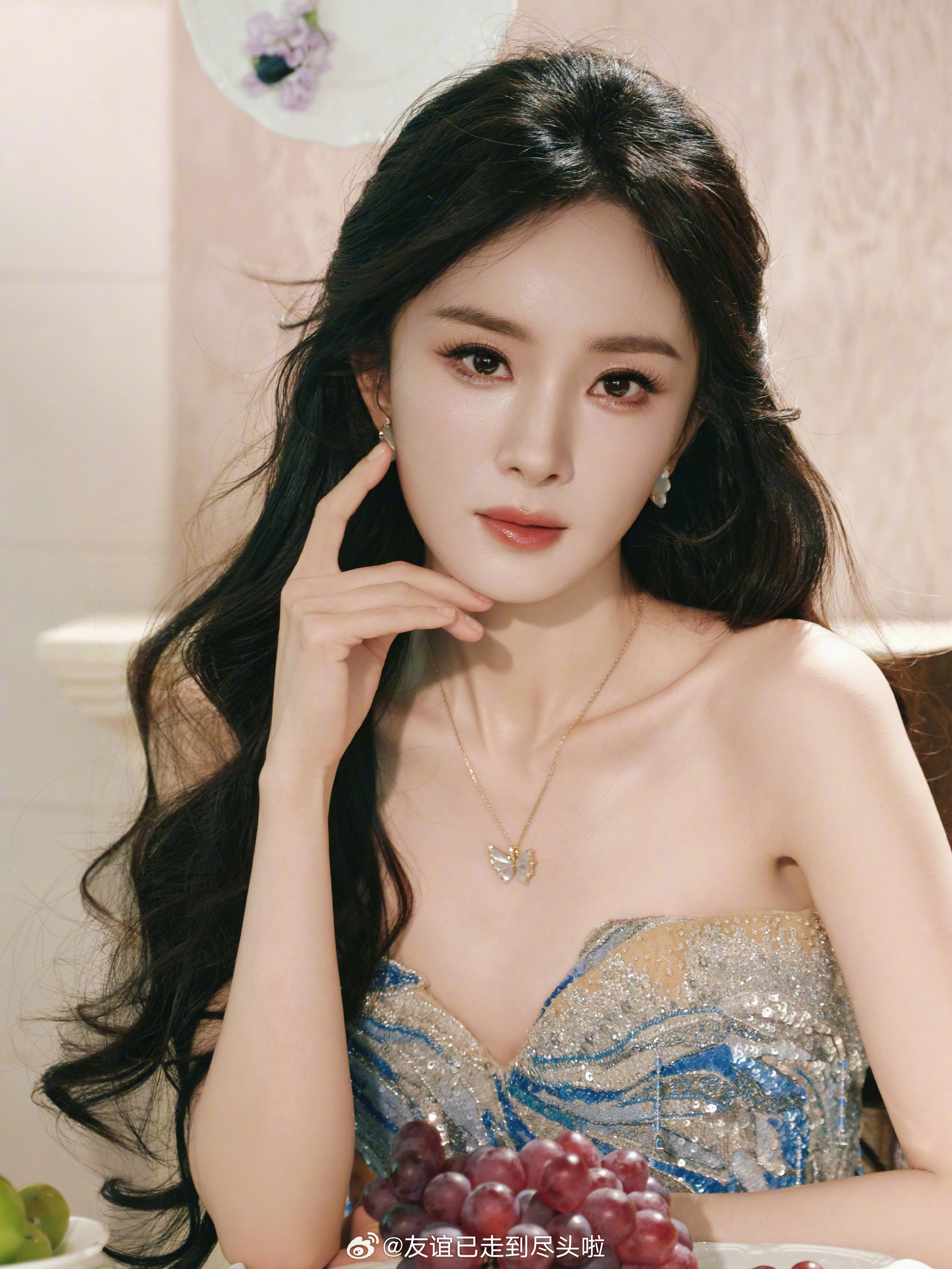 🍉：杨幂白玉兰女主提名+海外推广大使 