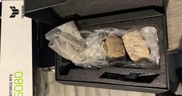 RTX 5080變真石頭不退款：折騰一個月終于有了結果！關鍵證據立功