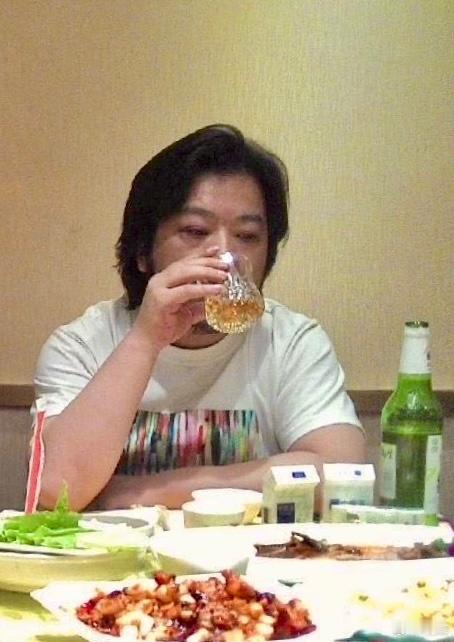 1995年，“魔岩三杰”给张炬写的悼词，以及抽“中南海”、弹烟灰、喝“普通燕京”