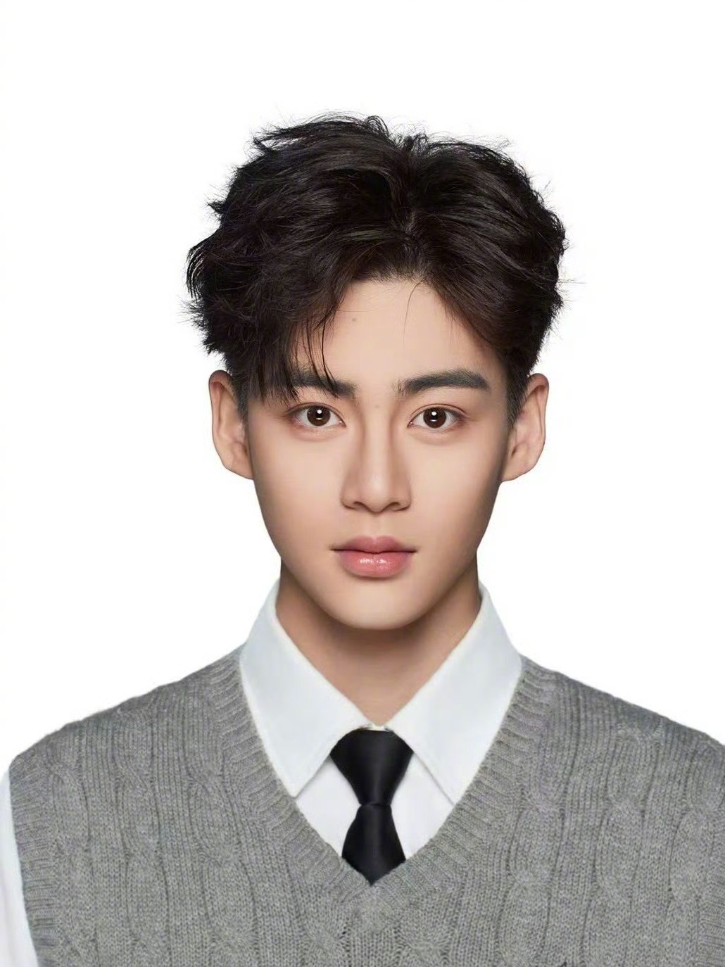 今年北电表演系全国前五名，看看有没有星相1、陆俊昊，2、胡武圆，3、陈艾米，4、