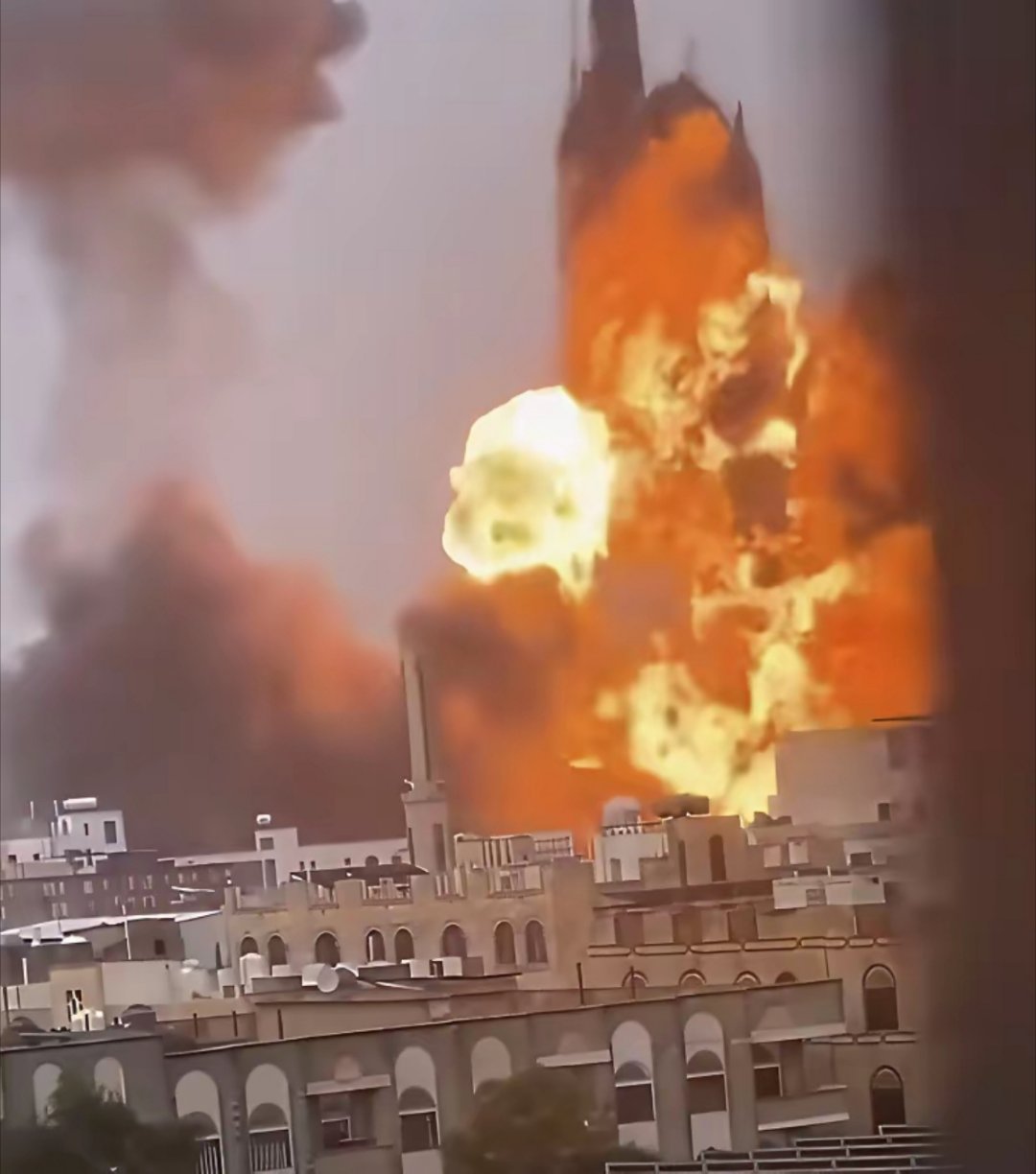 伊朗发射无人机突破美国“萨德”系统，成功袭击了以色列国防部大楼以及本·古里安国际