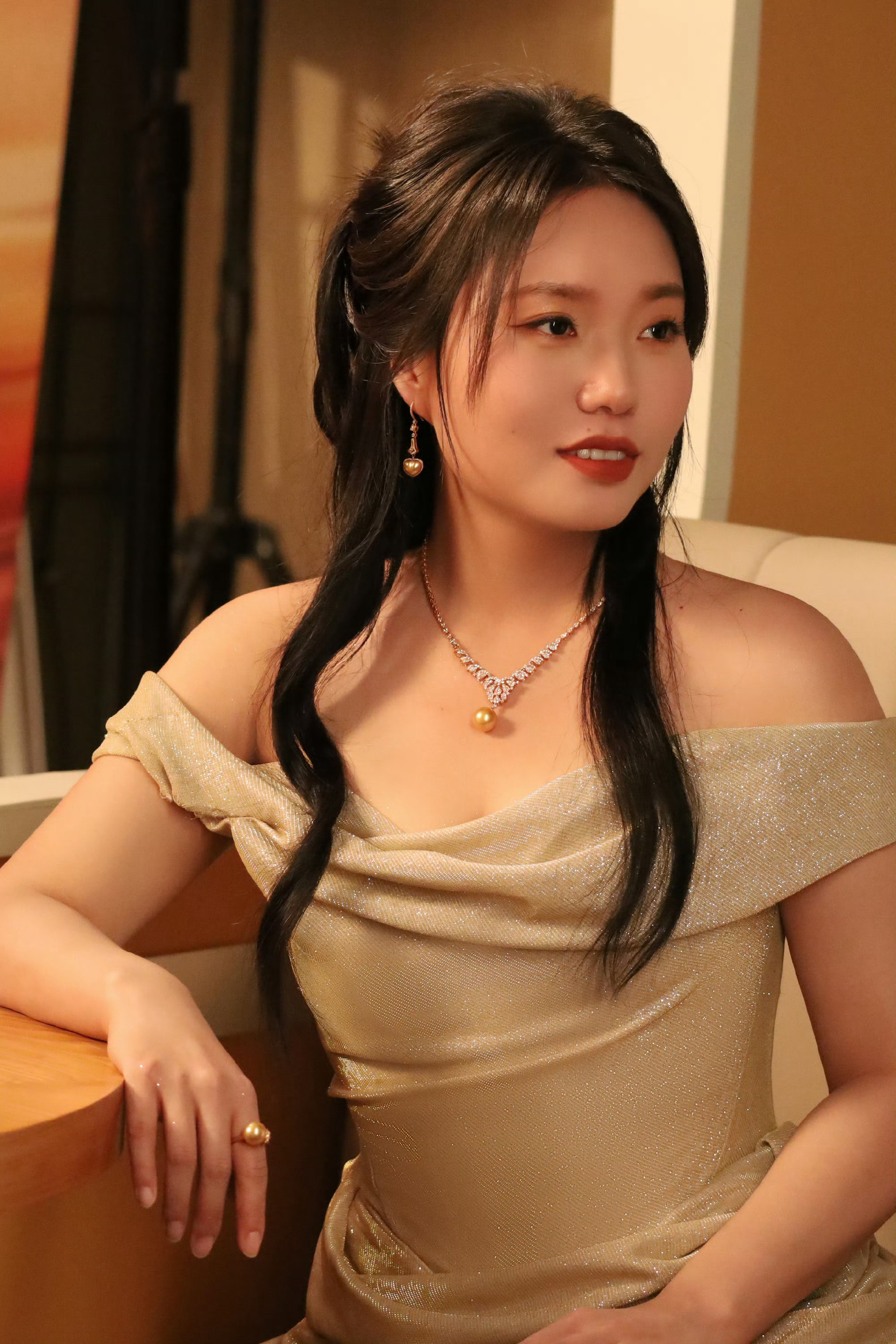 李雪琴美成这样了，从内而外散发自信的李雪琴，美得让人移不开眼！ ​​​