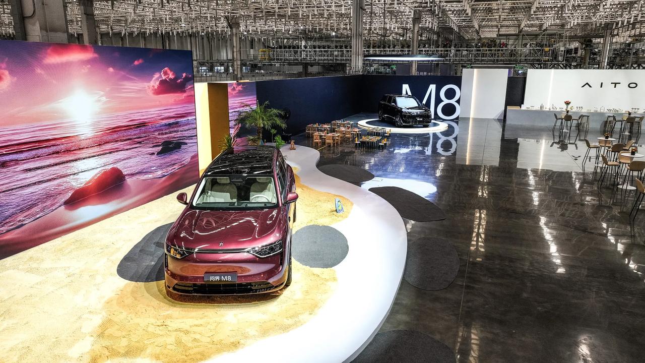 全能车王问界M8：解锁多场景出行新体验，让每一程都成为快乐旅程
       在