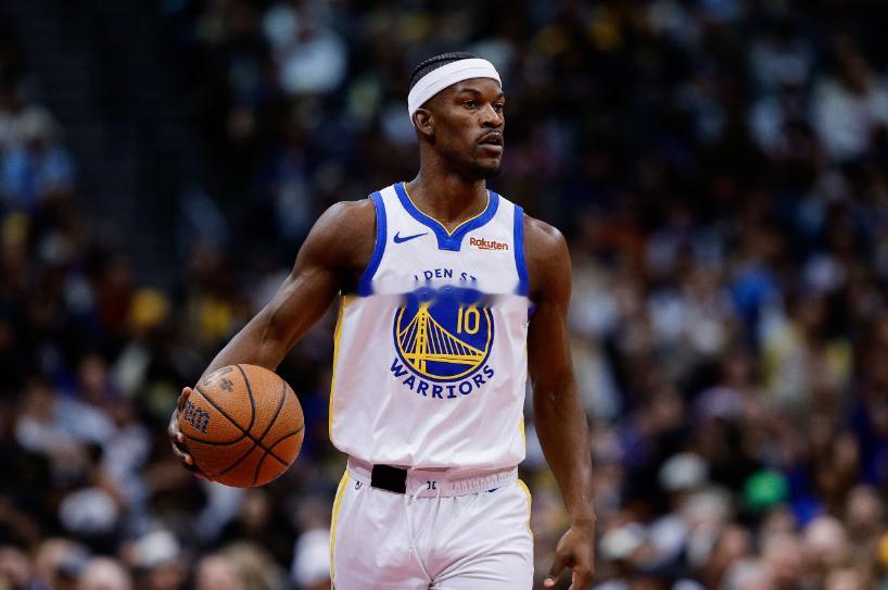 NBA常规赛，勇士104-96击败鹕。本场比赛库里因伤缺席，巴特勒承担起重任，进