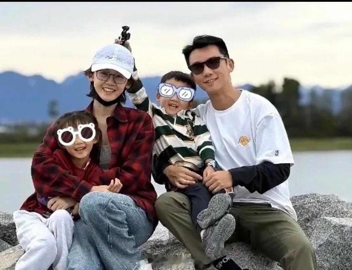 郑恺苗苗带两孩子加拿大上夏令营郑恺苗苗在加拿大租了一个月房子 郑恺苗苗带两孩子加