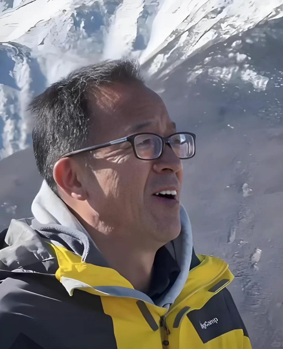 罗永浩对俞敏洪的评价是不是全都应验了？
新东方32周年俞敏洪发小作文
他最大的失