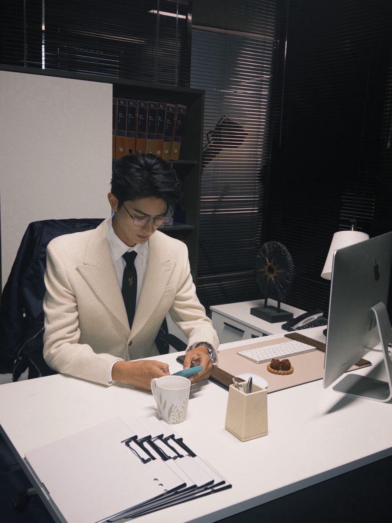 感觉畅叔叔会是早春晴朗最对味的一个角色 ​​​