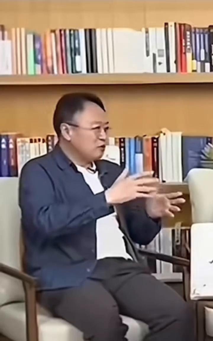 清朝没有让中国落后。
清朝从秦始终一直往后基本上都是原地踏步的。清朝二百六十八年