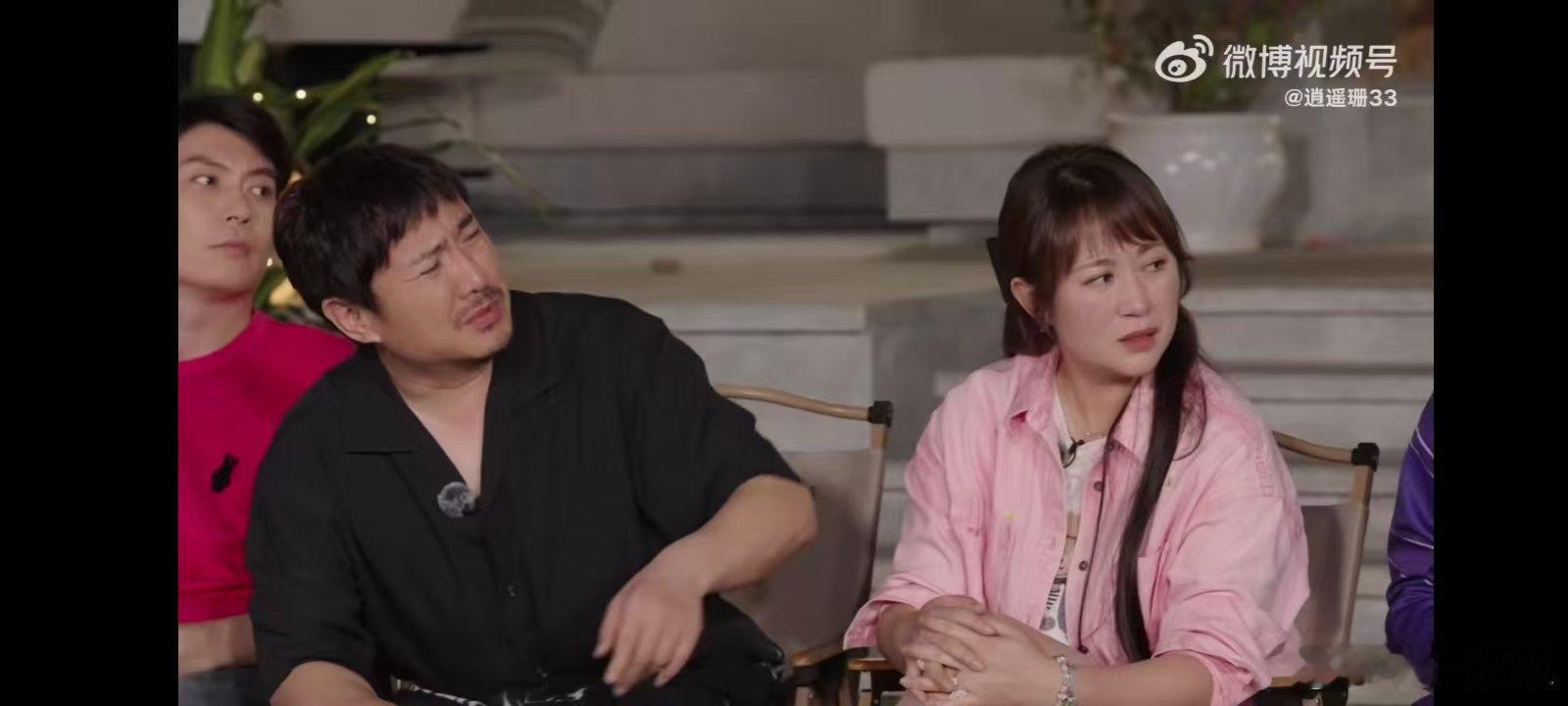 马丽拿刘耀文当亲儿子嗑麻了！在《麻花特开心2》收工直播，马丽亲自盖章，把刘耀文当