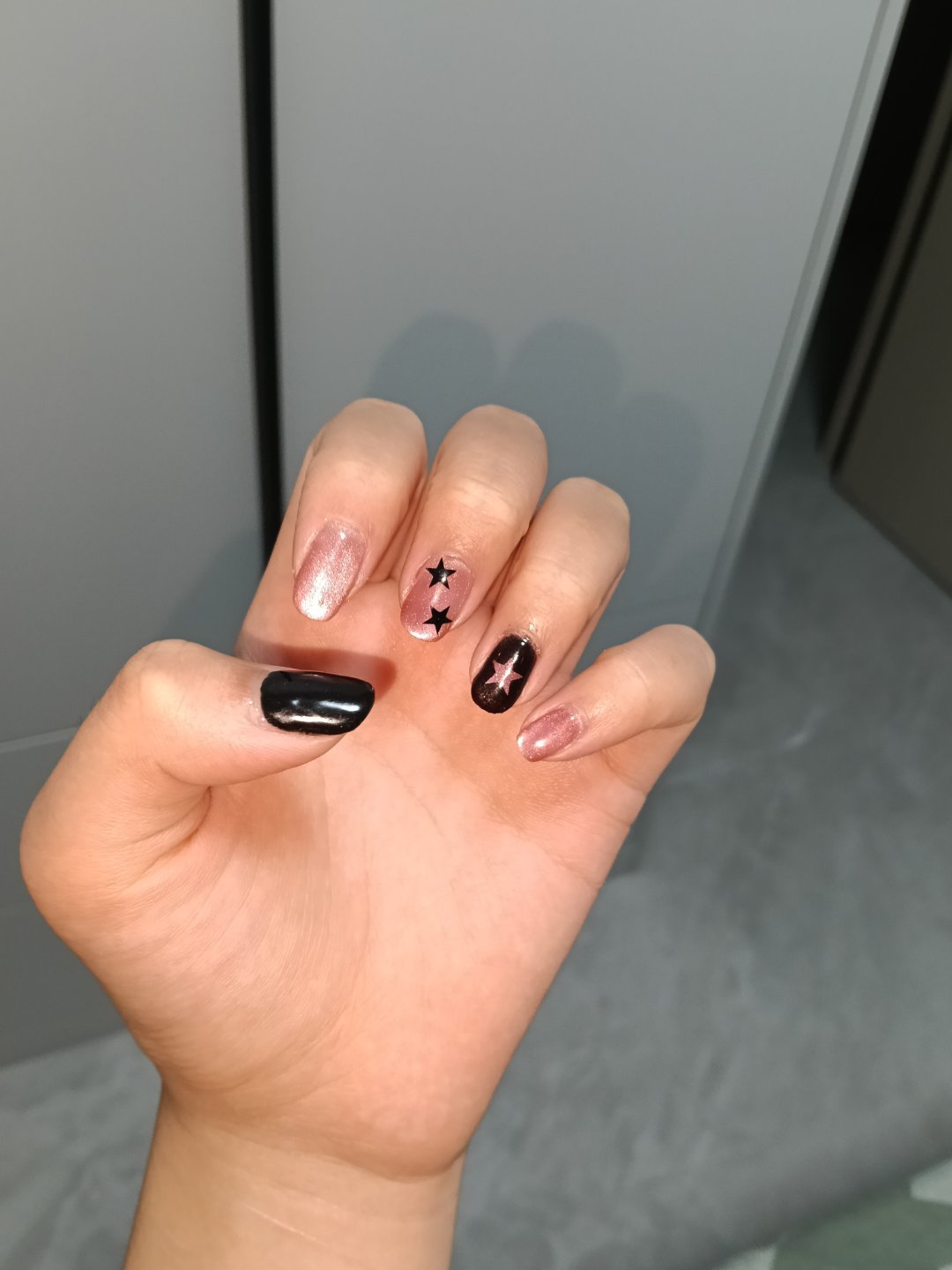 有一个会做美甲的闺蜜就这样好命[哪吒使坏] ​​​