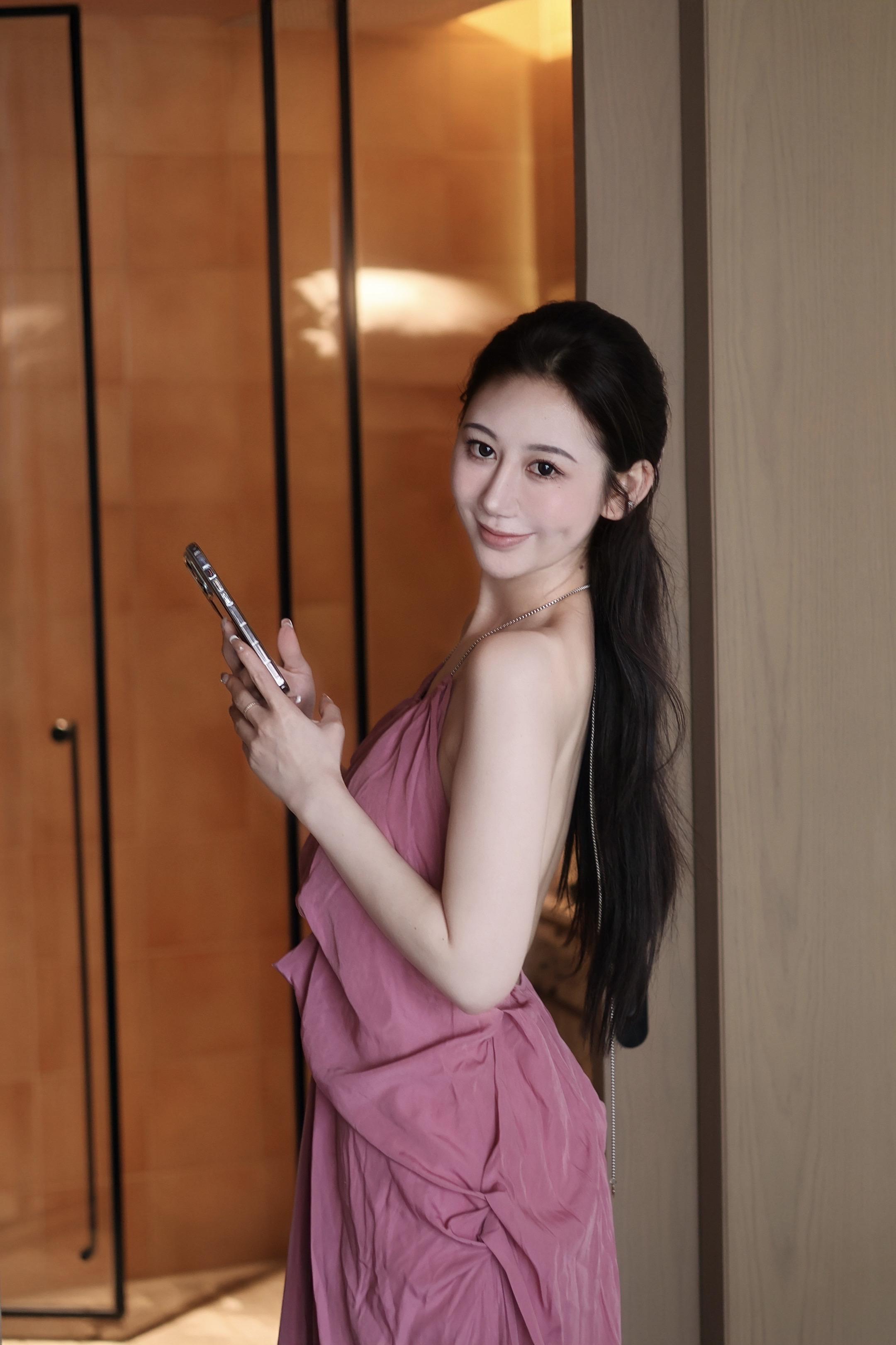 “拼了命的刷存在 都是为了爱～”