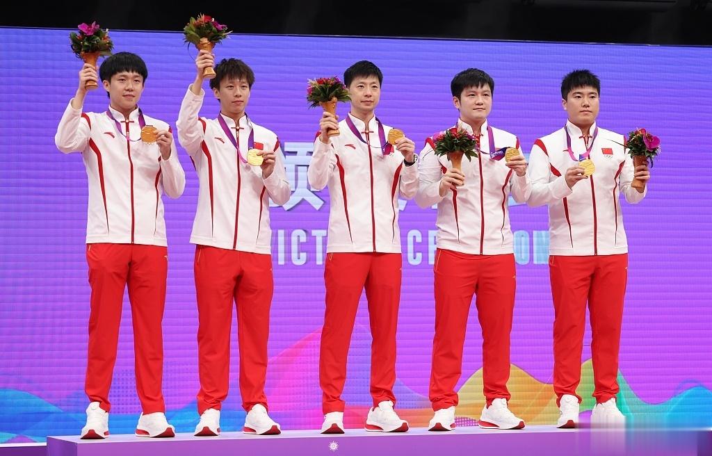 【#王楚钦冠军#】​​​#王楚钦四冠王# ​​​ 亚运会团体、混双、男双、男单四