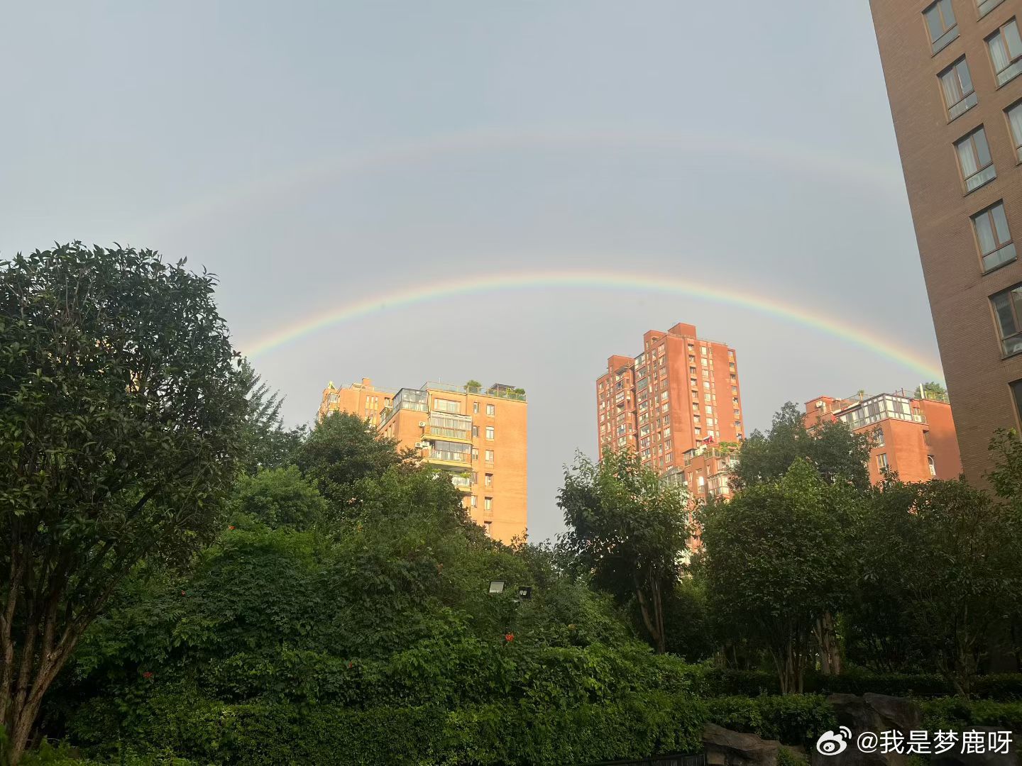 刚刚，金华，双彩虹🌈🌈 